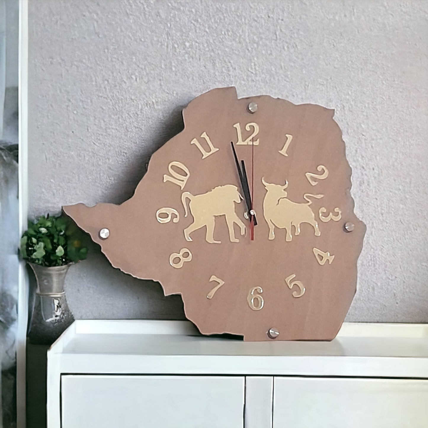 DISPLAY & WONDER Zimbabwe Map with Couple’s Totems | Personalised Mirror Acrylic Plaque